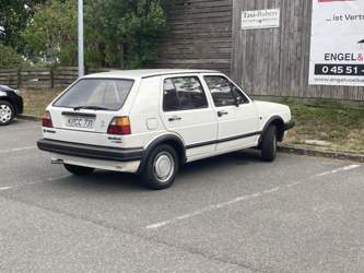 Cb445b1e-6b7e-4093-89a3-dab0280d8f78