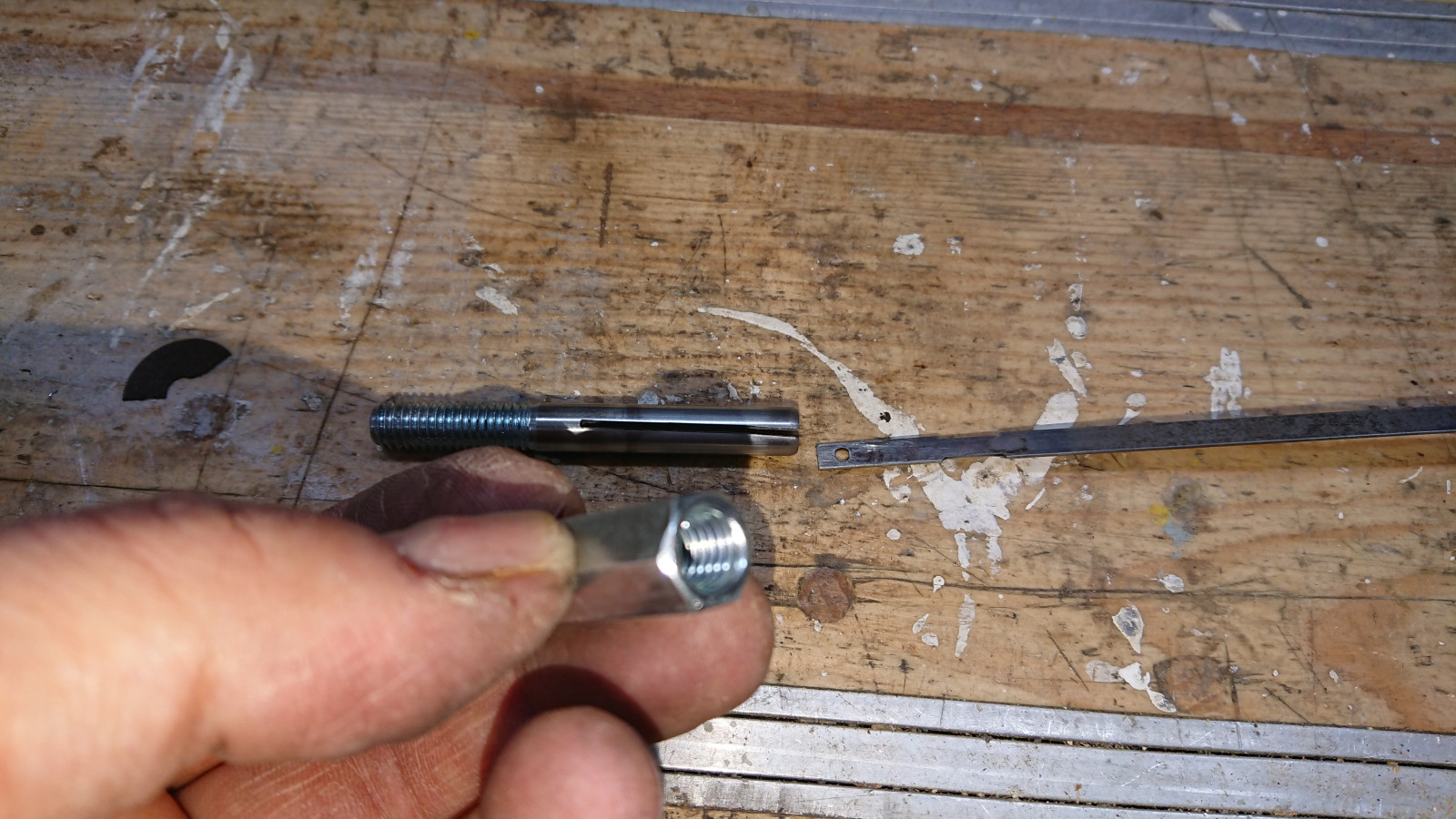 Oelpeilstab AZX, Stecker Einspritzverntile