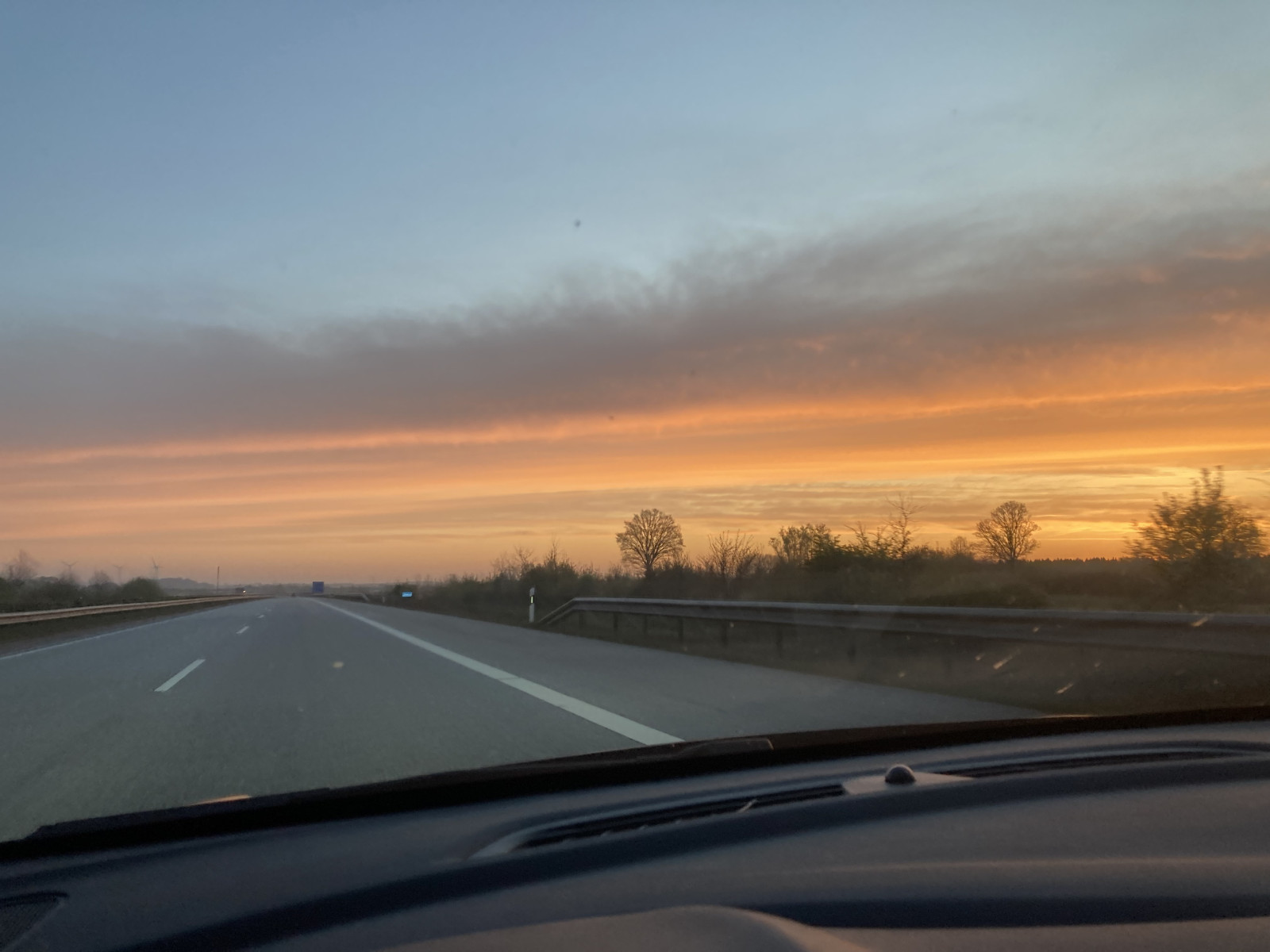 fa281084-b64f-4cf9-b54f-44e87dd075a5