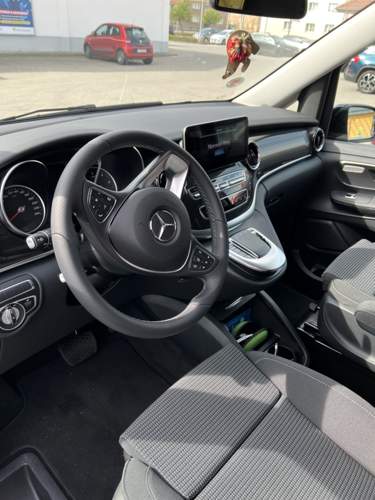 4eb221d4-4542-40e3-a8d4-613b7cd6b250