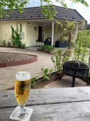 Dac6841a-719b-401b-9224-180e15f83e31