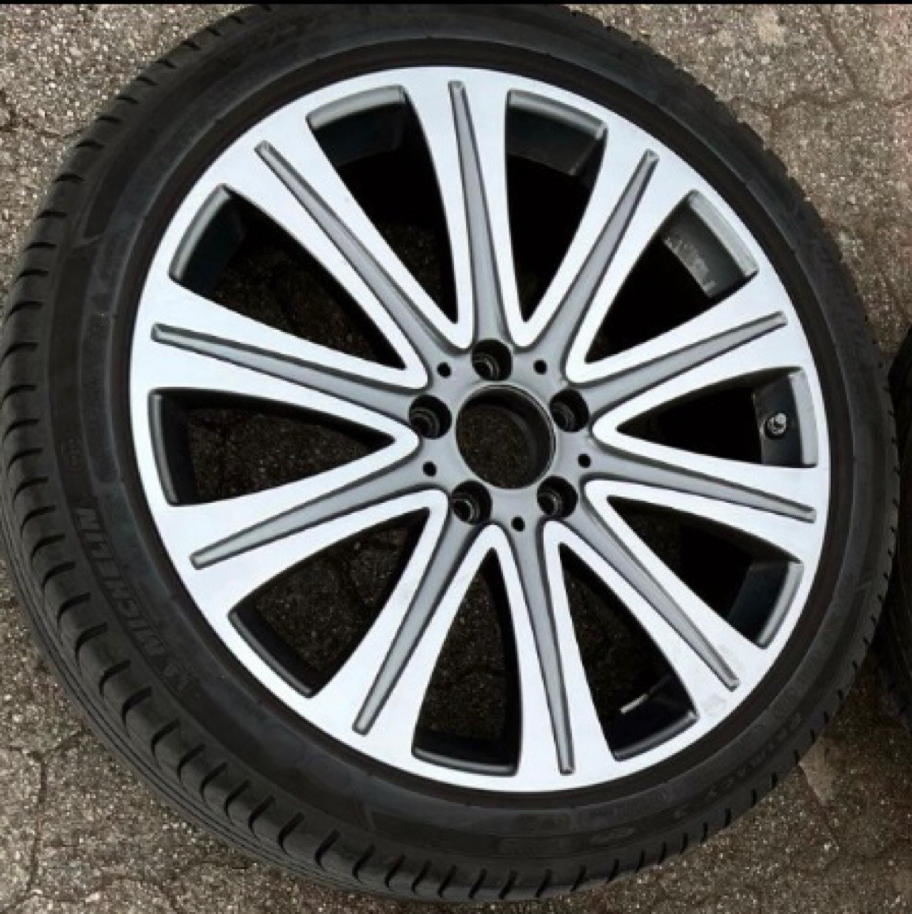 AMG 20"-Räder bei hoher Achslast