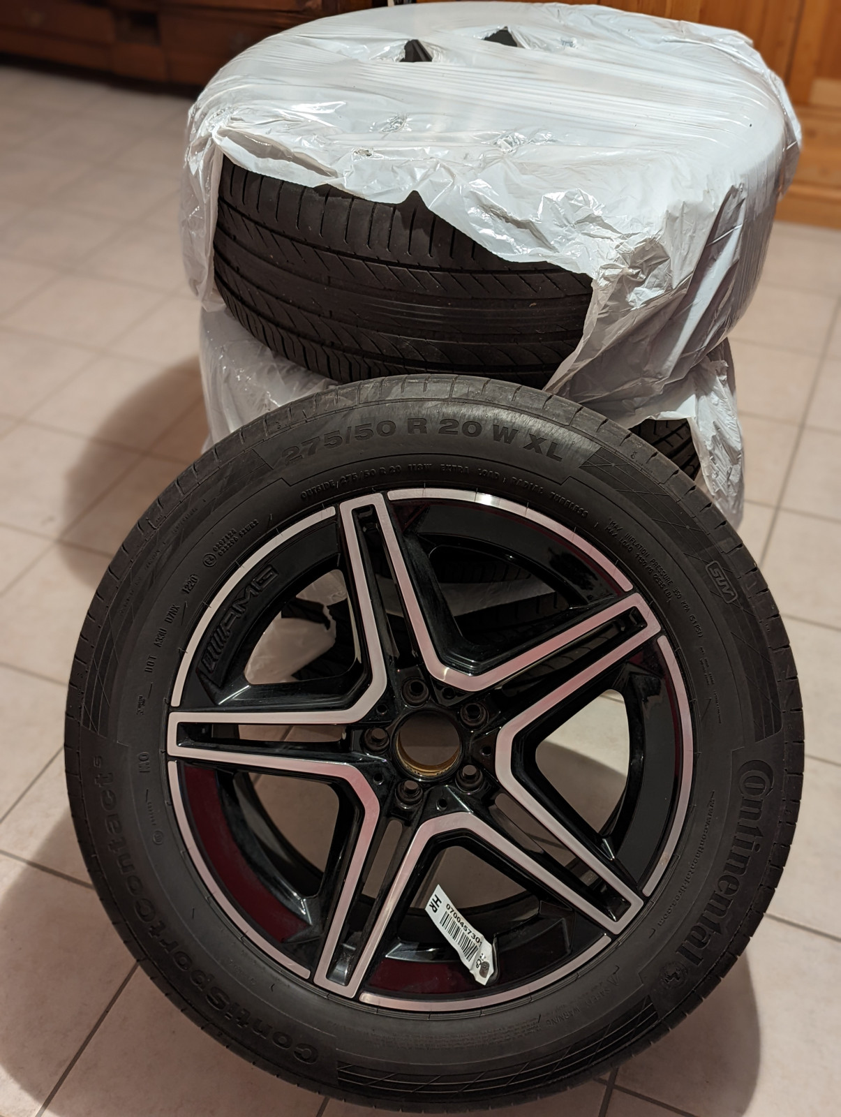 ZU VERKAUFEN: AMG 5-Doppenspeichen-Rad Schwarz Glanzgedreht