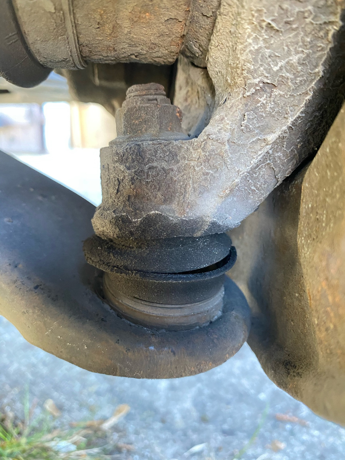 Anschluss unterer Querlenker