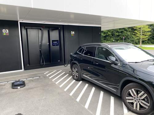 09dcdc72-845a-4cd7-911c-46d69efd83d8