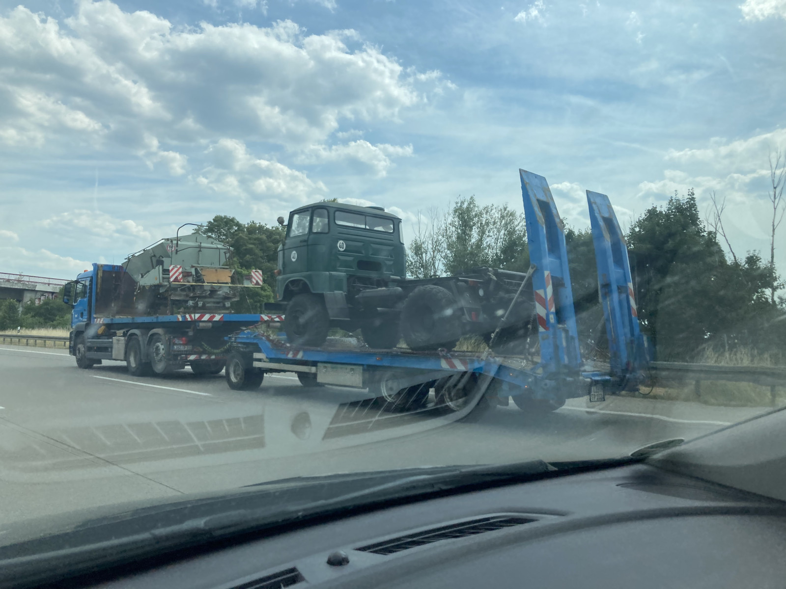 c3c065fe-22d4-4a37-bc56-224b94eb7a63