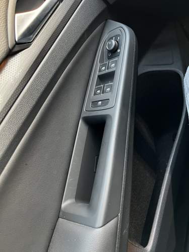 8d5eaf73-28a2-4811-b30d-672f545ebaaa