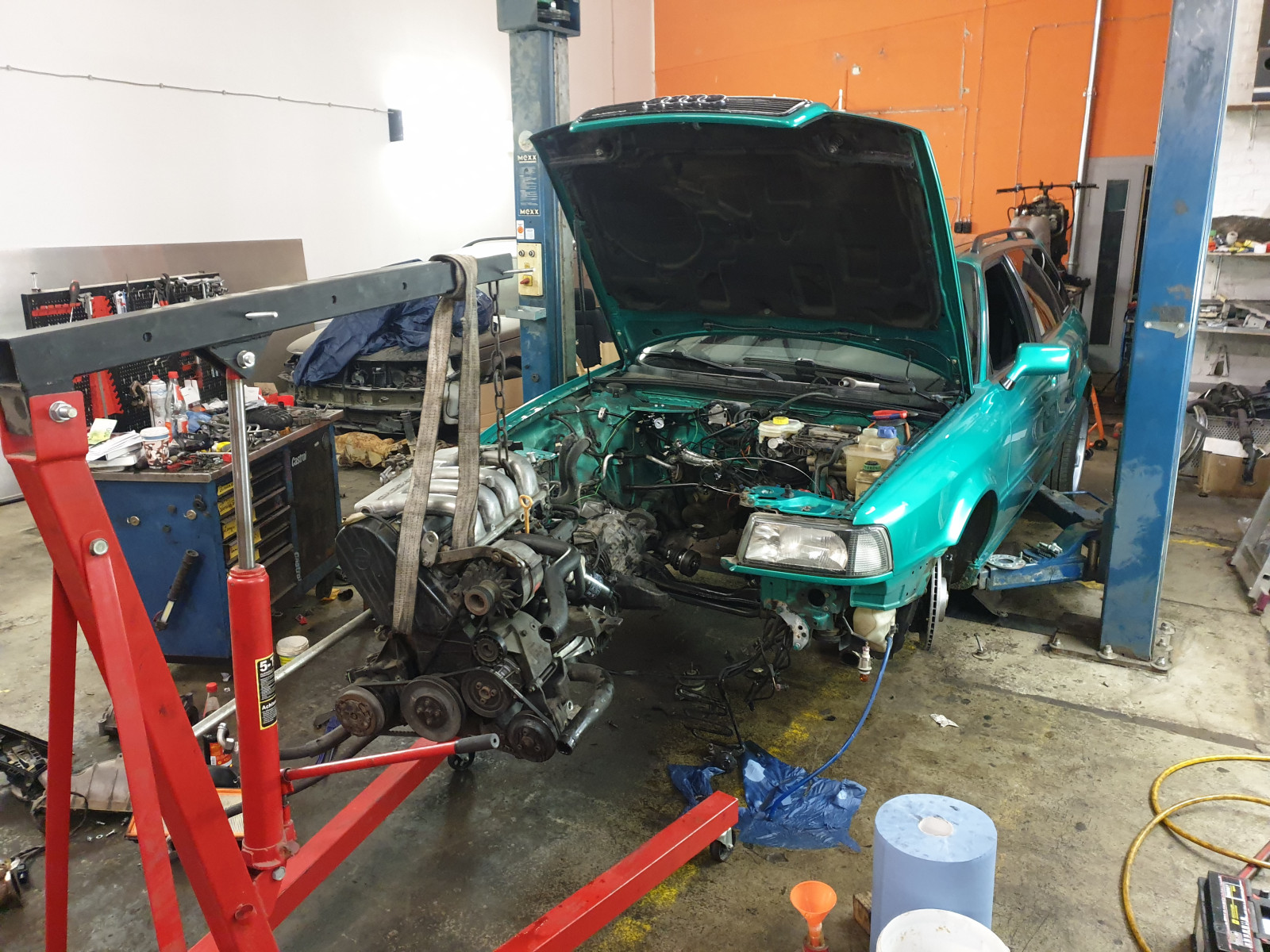 Audi 80 - Leistungskur durch doppelte Aufladung