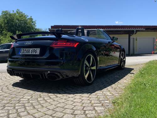 Ad4b4ed8-60de-42c4-9773-caac2532c3db