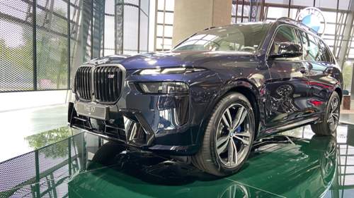 BMW X7 M60i G07 LCI