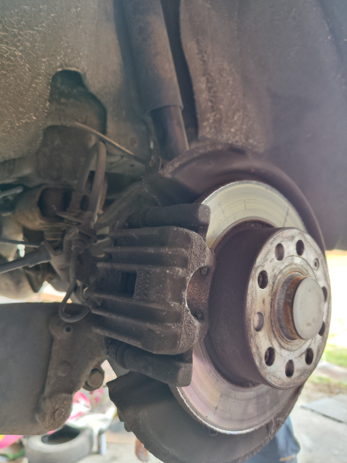 Führungsbolzen ATE vs. Jurid / Lucas Einbauhinweise