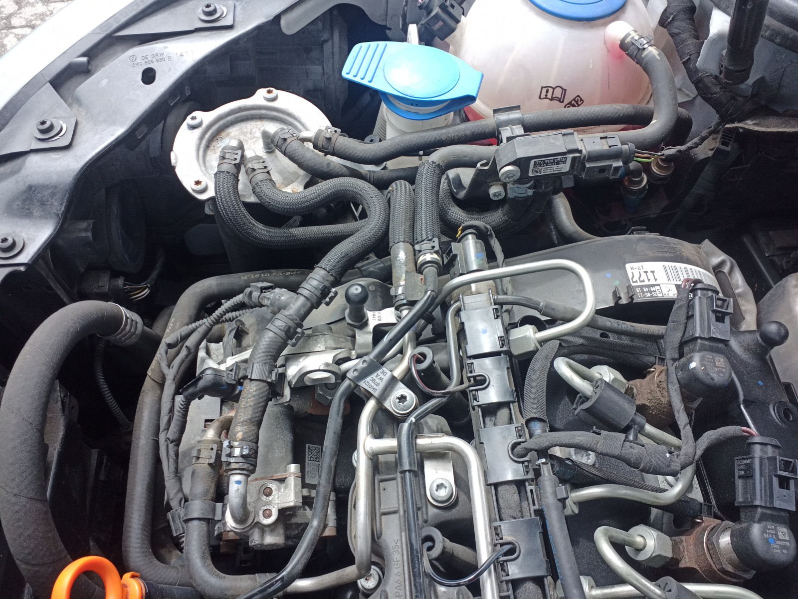 Dieselfilter wechseln CAYC Golf 6 1,6 TDI Verständnisfrage