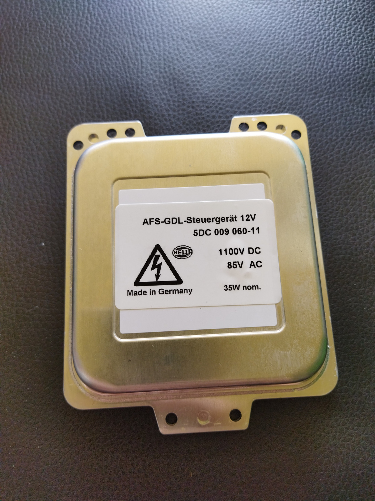 Wer kann mir ein Steuergerät programmieren und codieren?