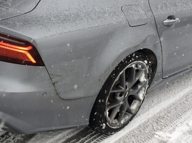 Kotflügel hinten links reparieren