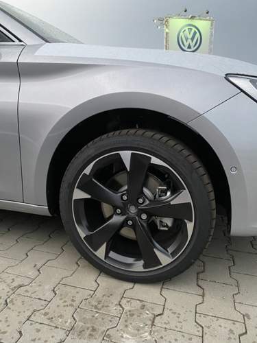 Cupra Leon eHbyrid 204PS MJ23