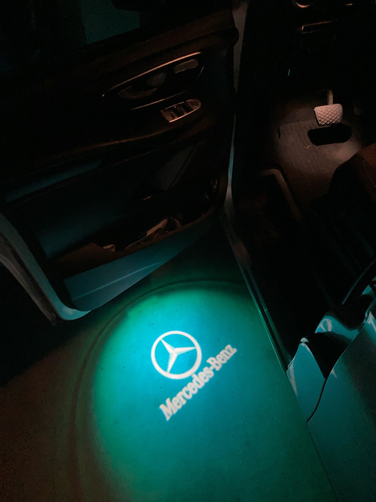 Einstiegsbeleuchtung/ Türbeleuchtung Fahrer/ Beifahrertür Vito 447 nachrüsten