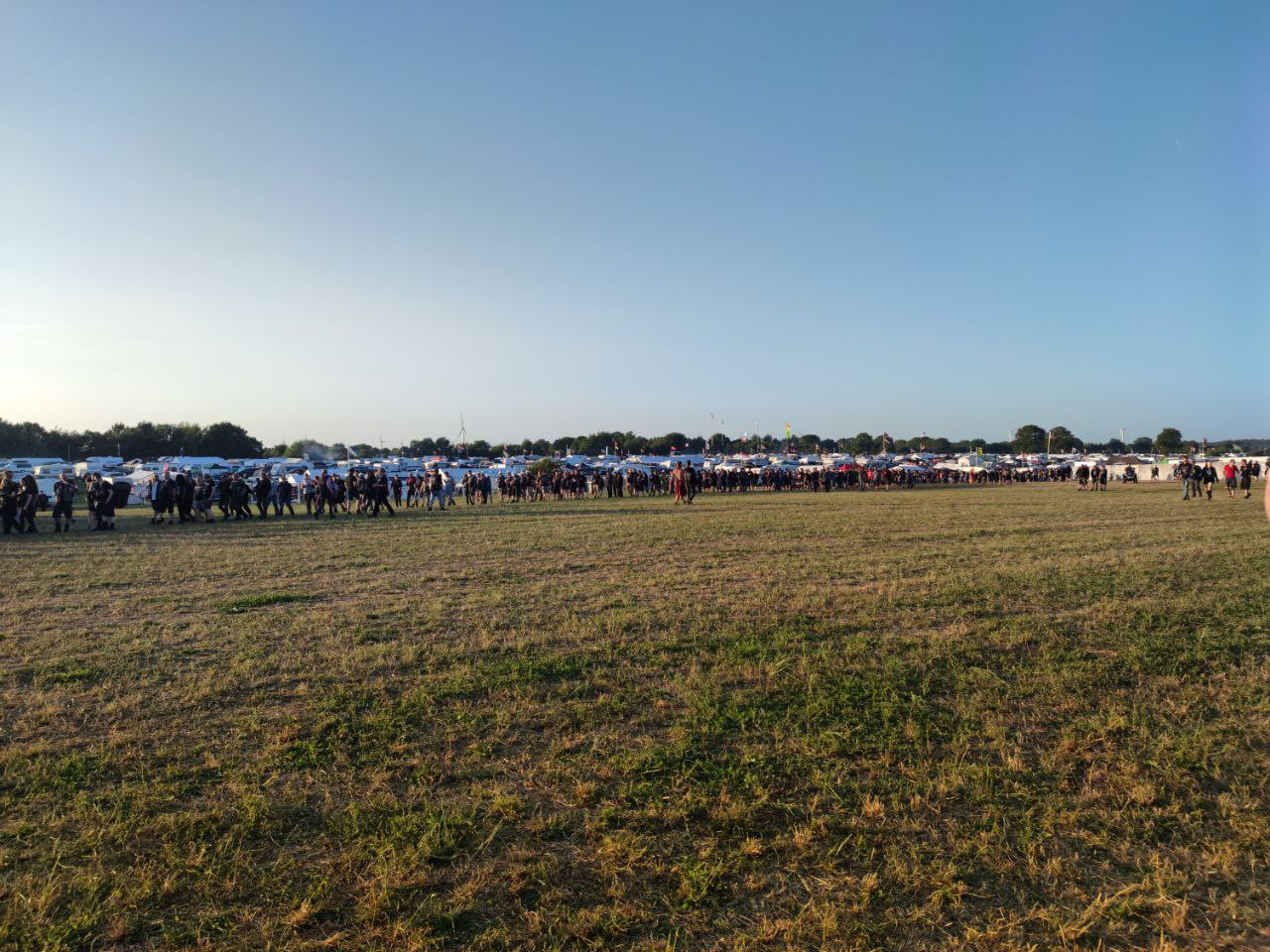 2a8c2569-13a5-4704-995c-140b953e4d8e