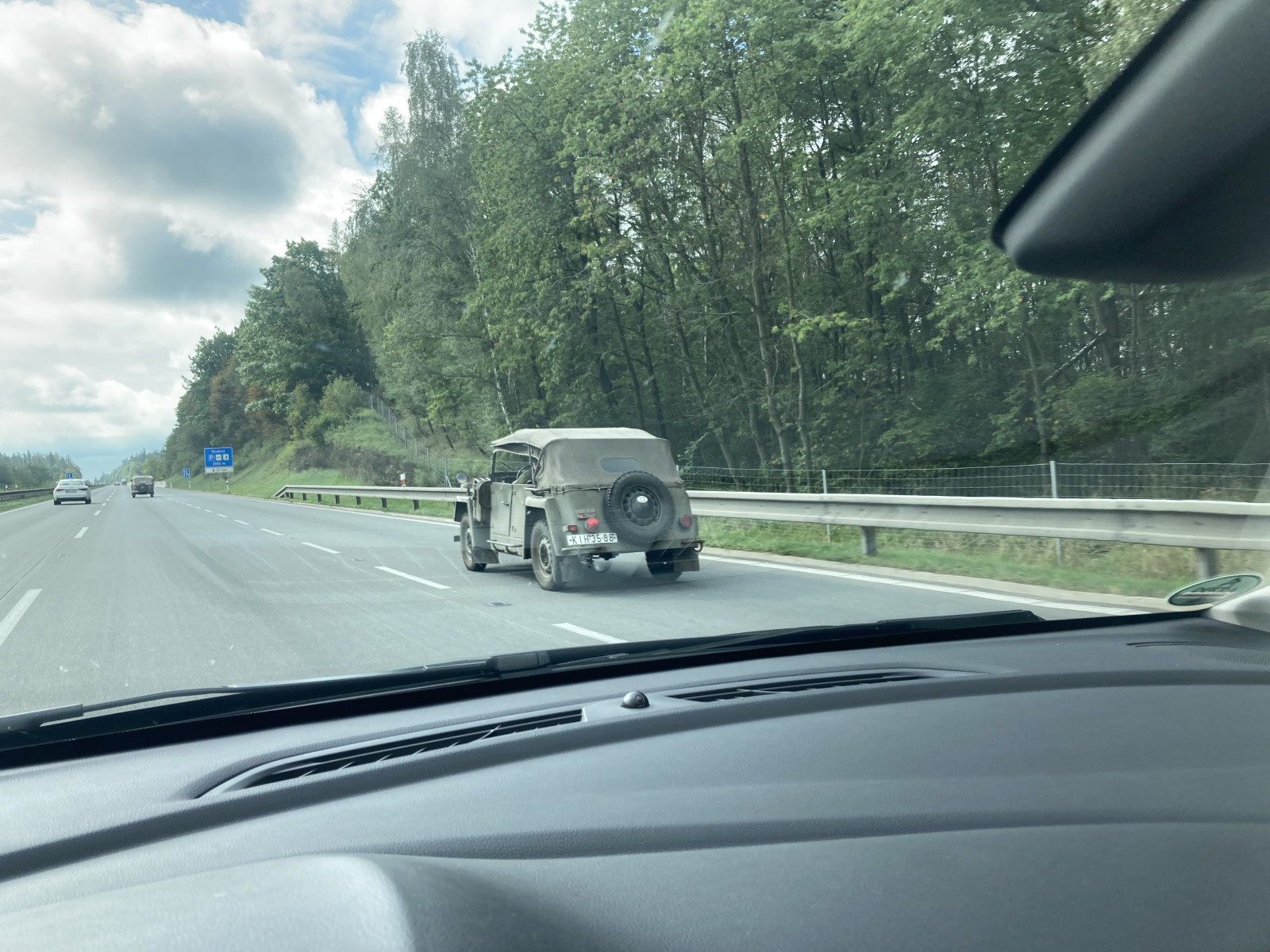 7e66a414-e292-471d-8bc9-e3ccbd0ad144