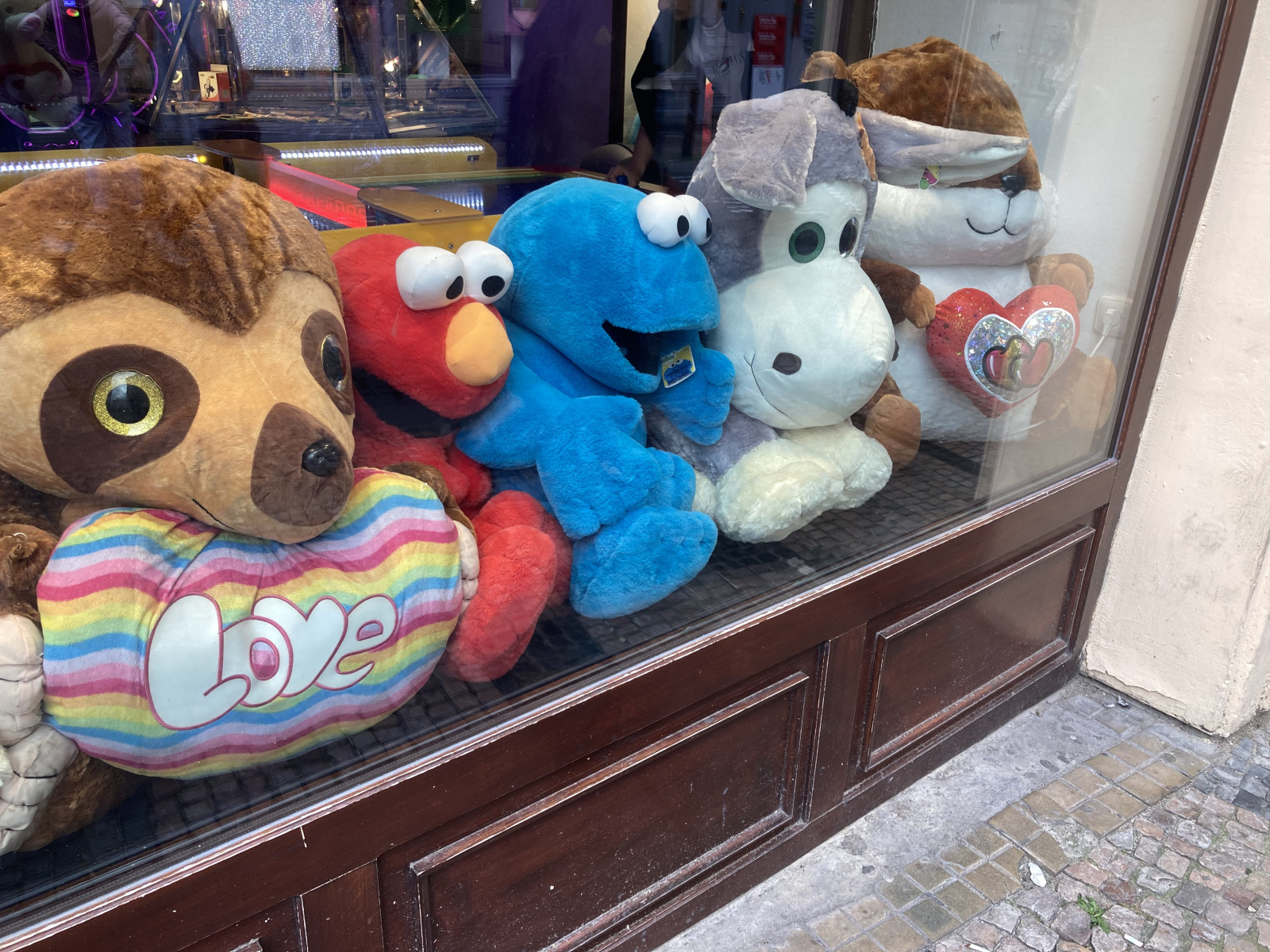 ec67ed24-a2b5-4608-bf2f-40bb15b27ec0