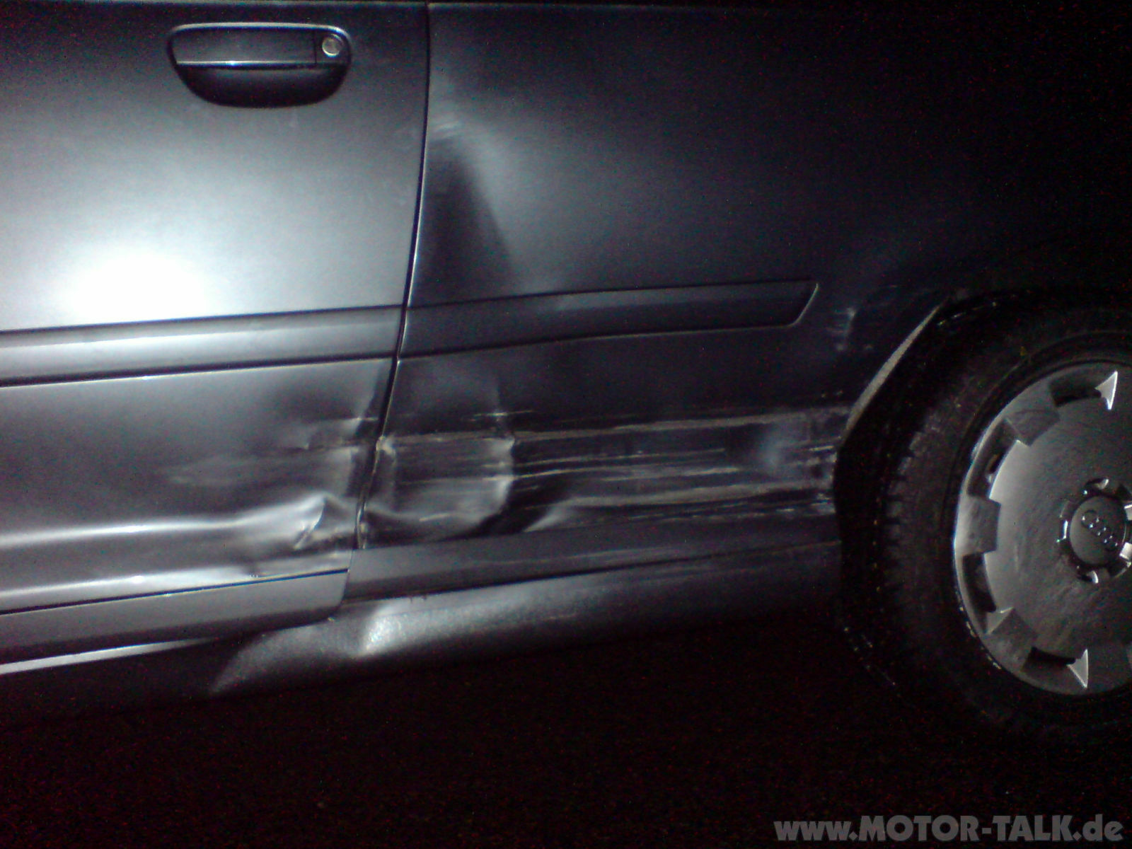 Fahrerflucht nach Parkrempler