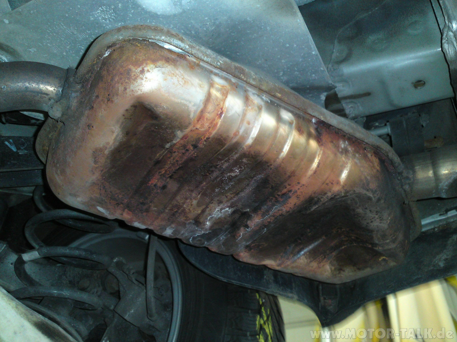 Auspuff.. sowas schon mal gesehen Oo