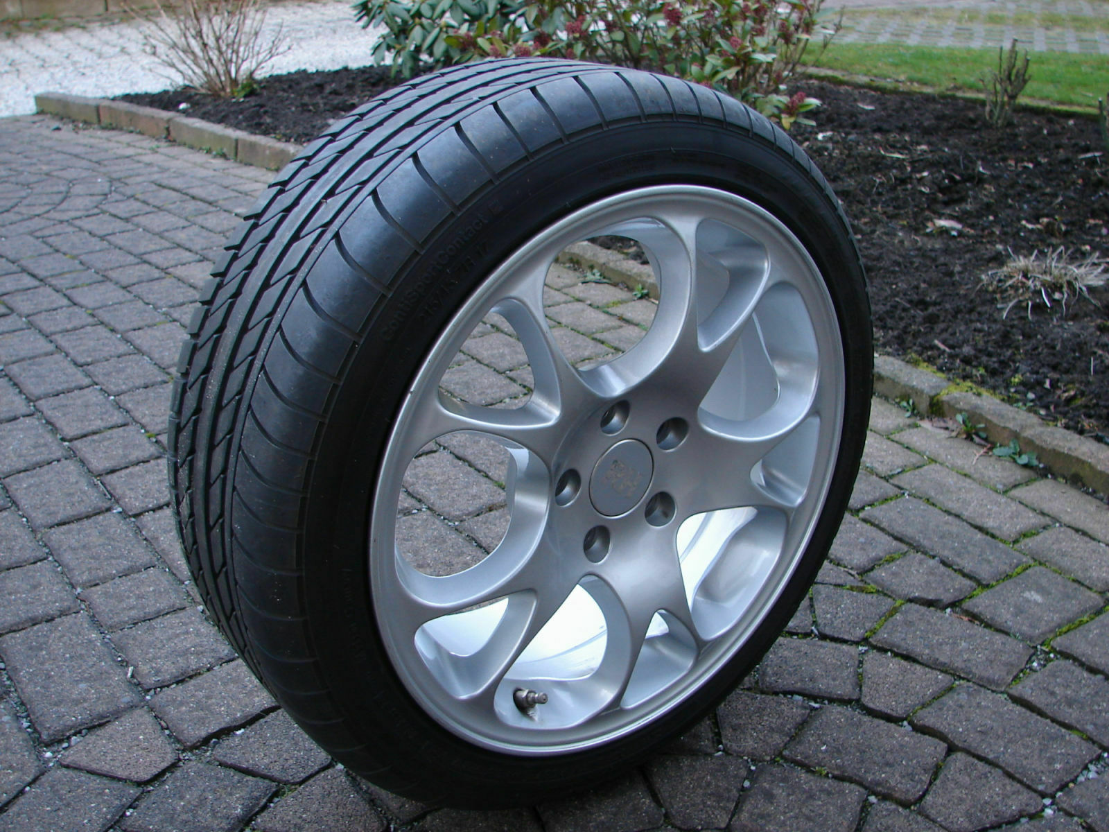 4x RH Tecnic Felgen 8x17 für VW, BMW, Mercedes, Audi und viele weitere