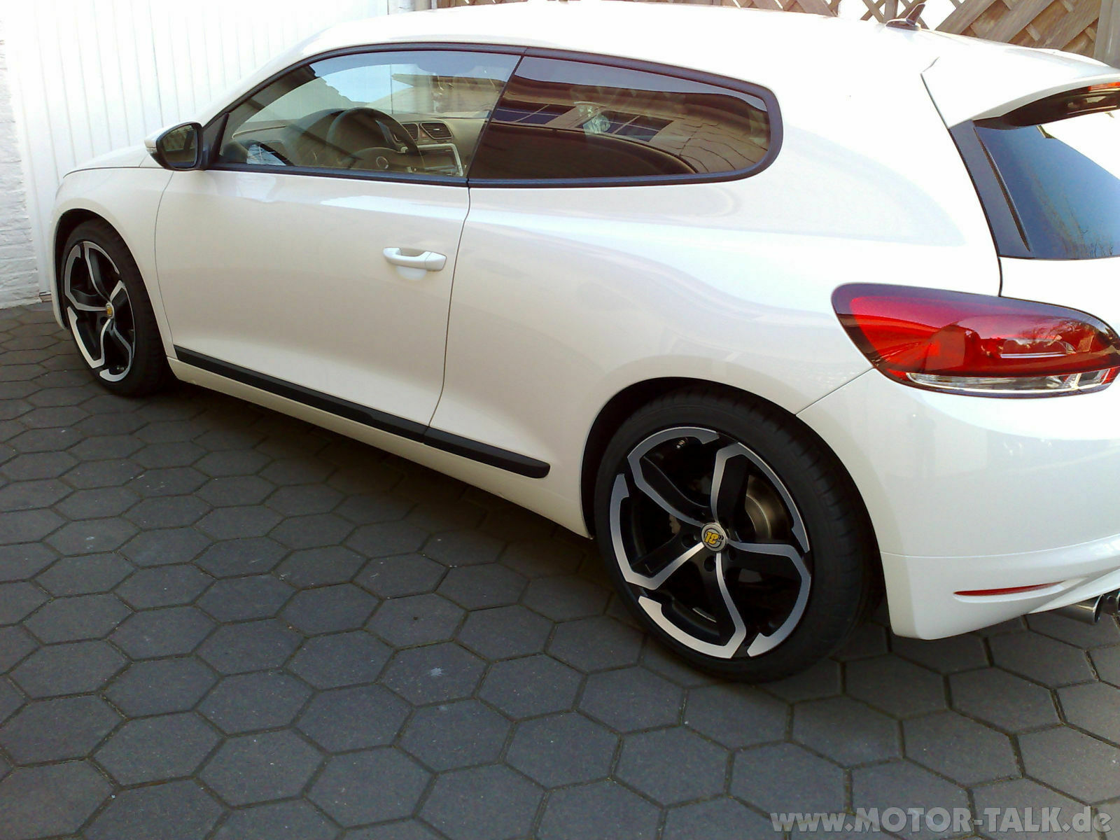 DOZ Hanzo Felgen auf Scirocco