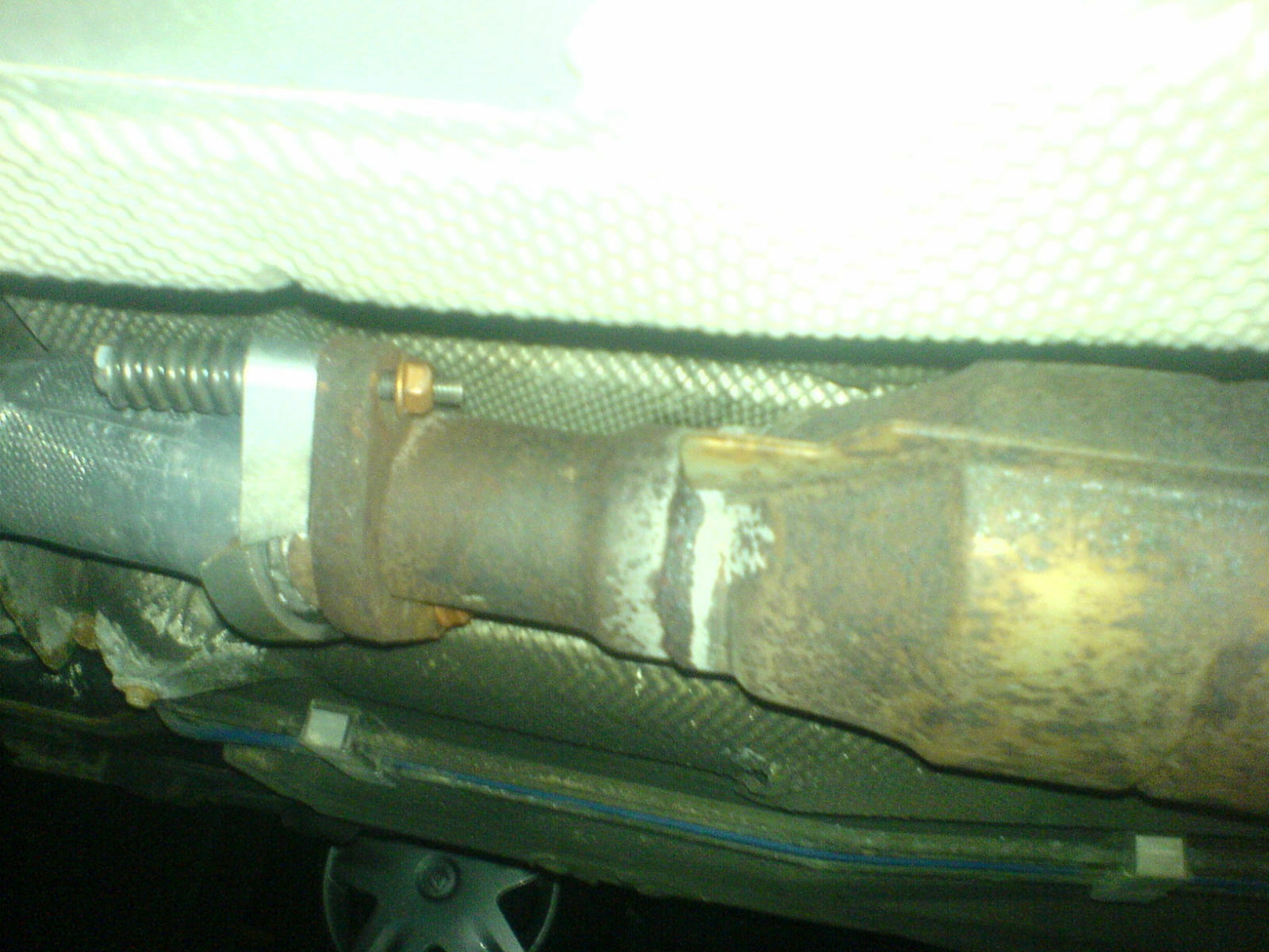 Auspuffschelle gebrochen - Fern der Heimat