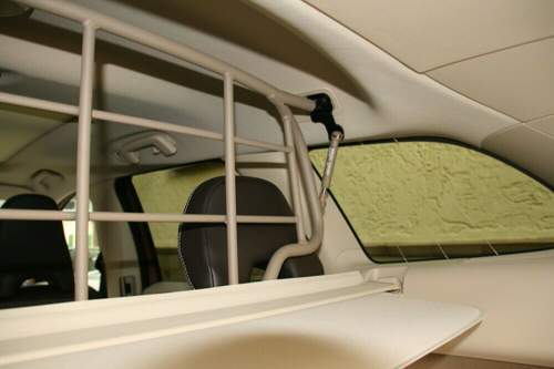 Von hinten, befestigung