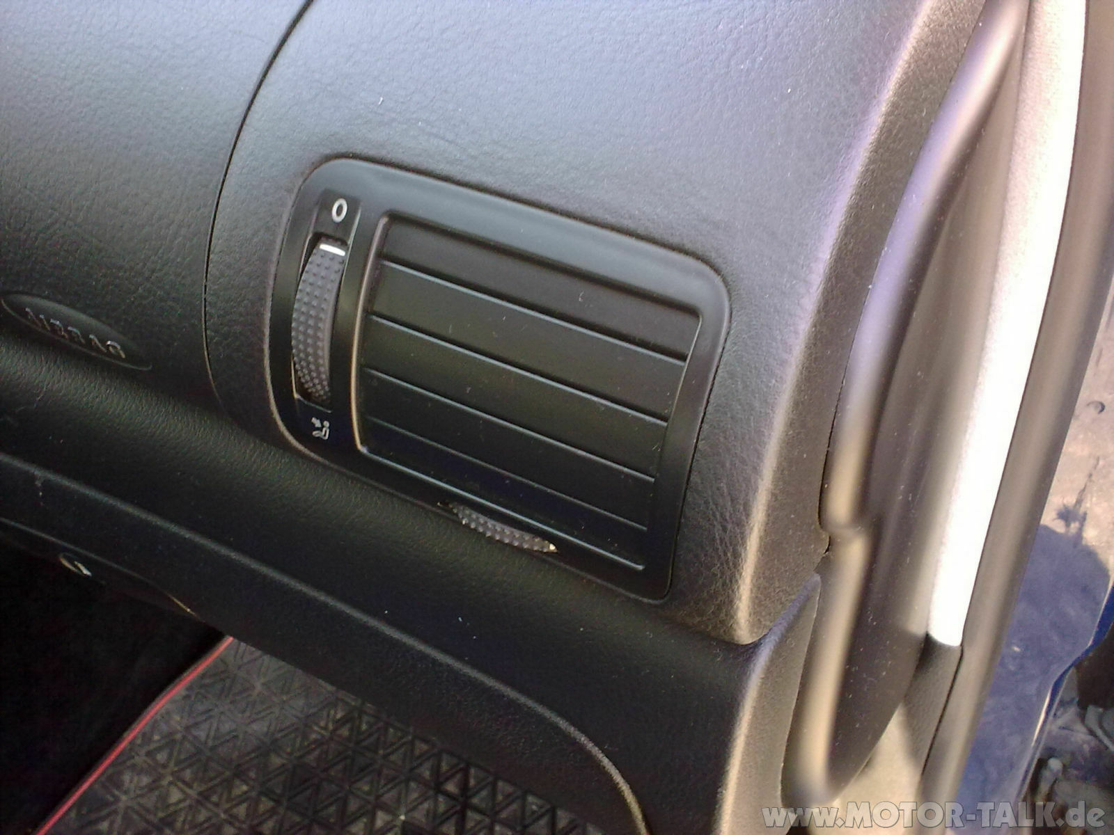 Beleuchtete Lüftungsdüse von VW