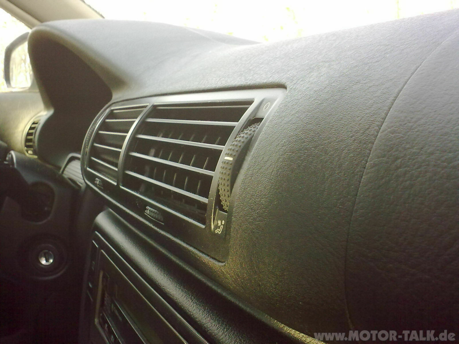 Beleuchtete Lüftungsdüse von VW