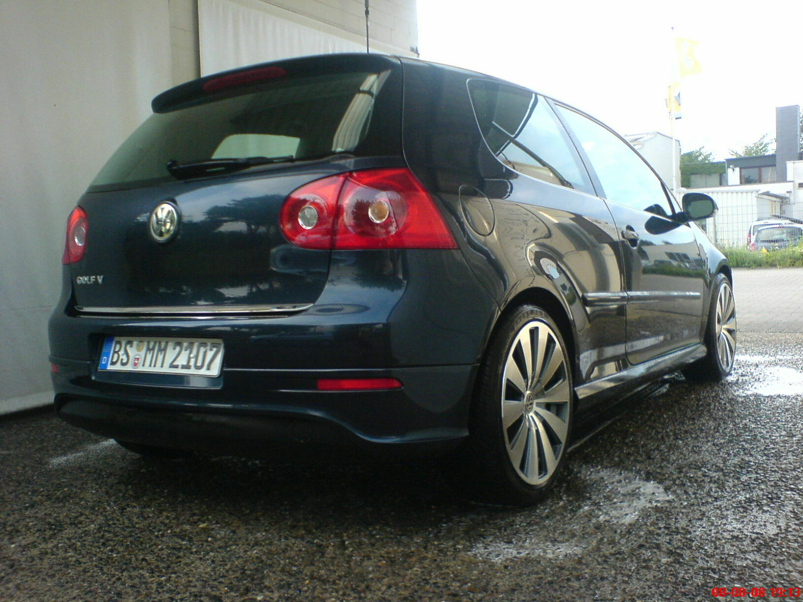 Felgensuche für "graphit-blauen" Golf V