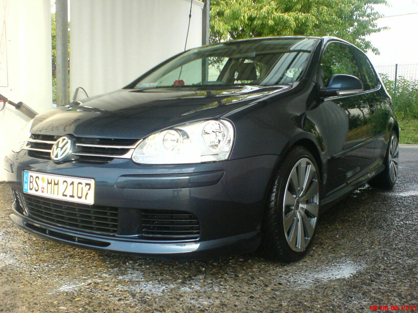 Felgensuche für "graphit-blauen" Golf V