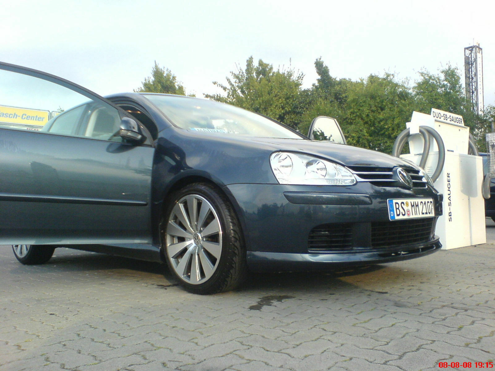 Felgensuche für "graphit-blauen" Golf V