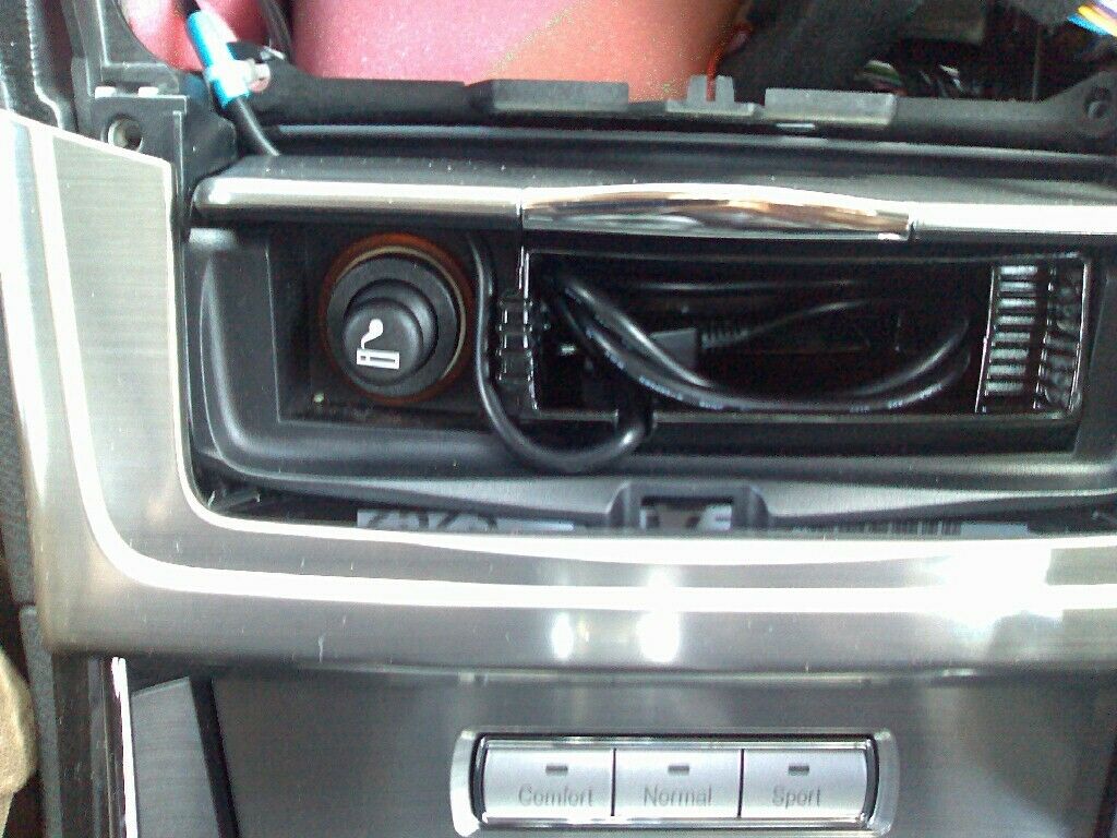 Brauche Strom fürs mob.Navi, Tip zum Ausbau des Zigarettenanzünders