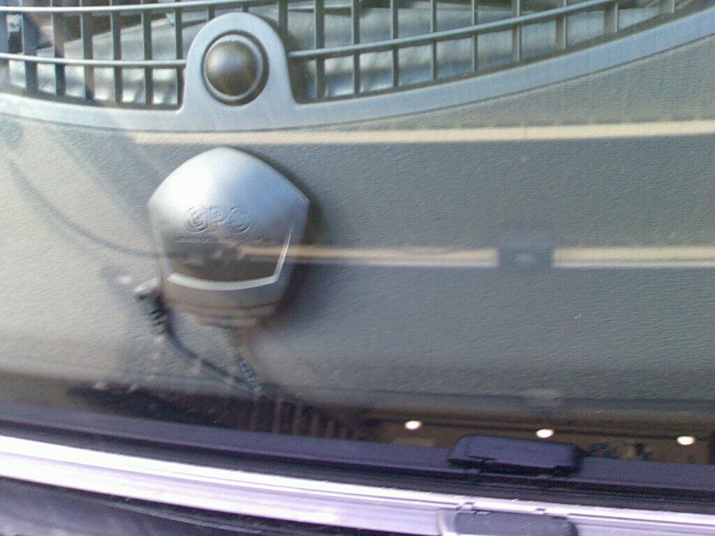 Brauche Strom fürs mob.Navi, Tip zum Ausbau des Zigarettenanzünders