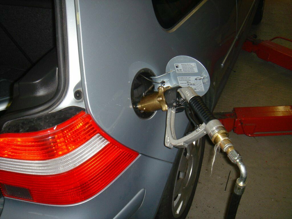 Polo 9N mit ICOM JTG geht öfter an Ampel aus