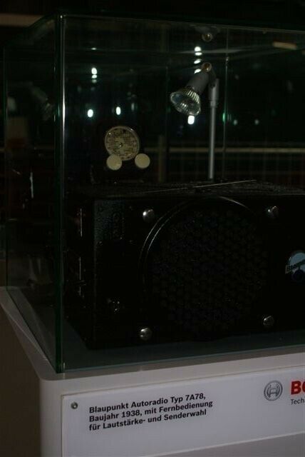 Neues Headunit mit TFT