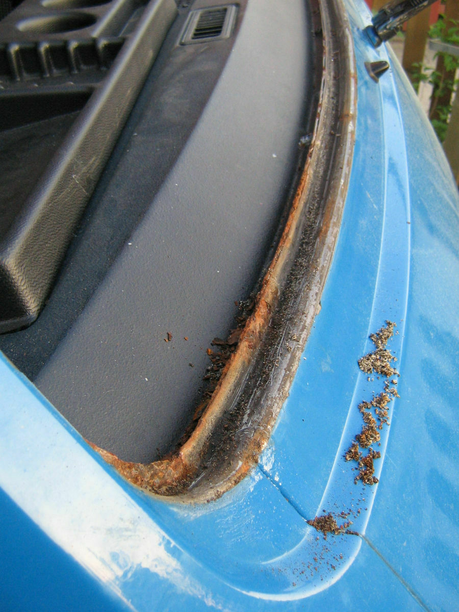 Falzrost an der Windschutzscheibe