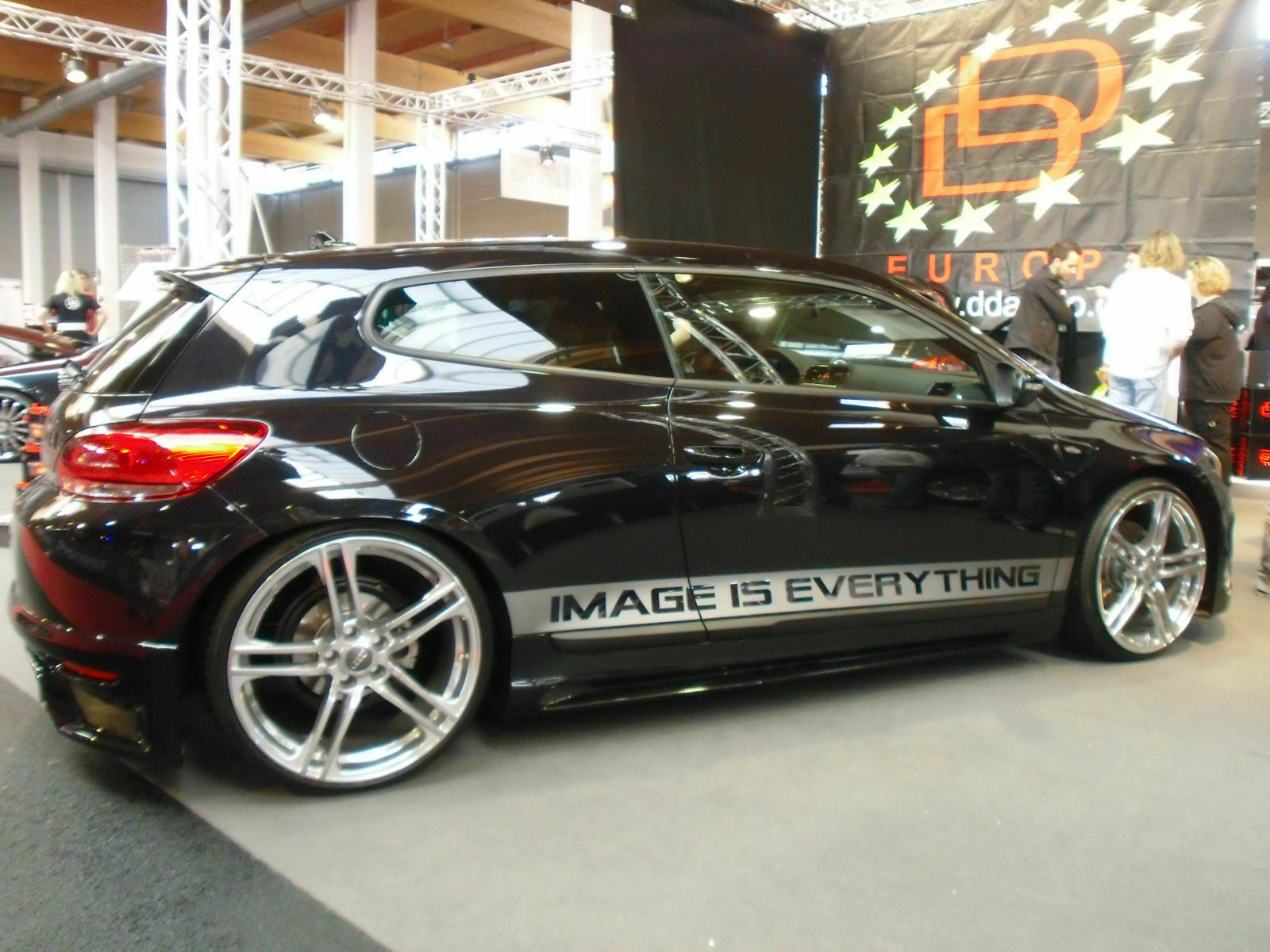 8,5 x 19 et 48 original audi doppelspeichen passt das mit 235 35 19 gleich unter den a4 cabrio?