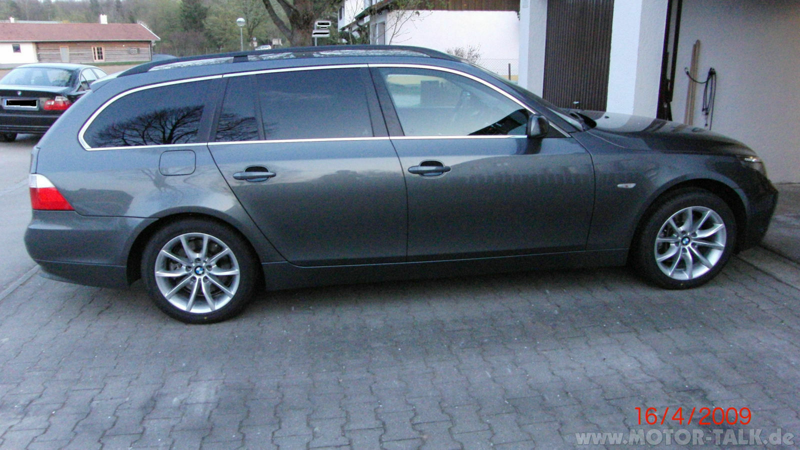 Wer ist denn von Audi A6 4B oder 4F auf BMW 5er E60/61 gewechselt bzw. umgedreht?