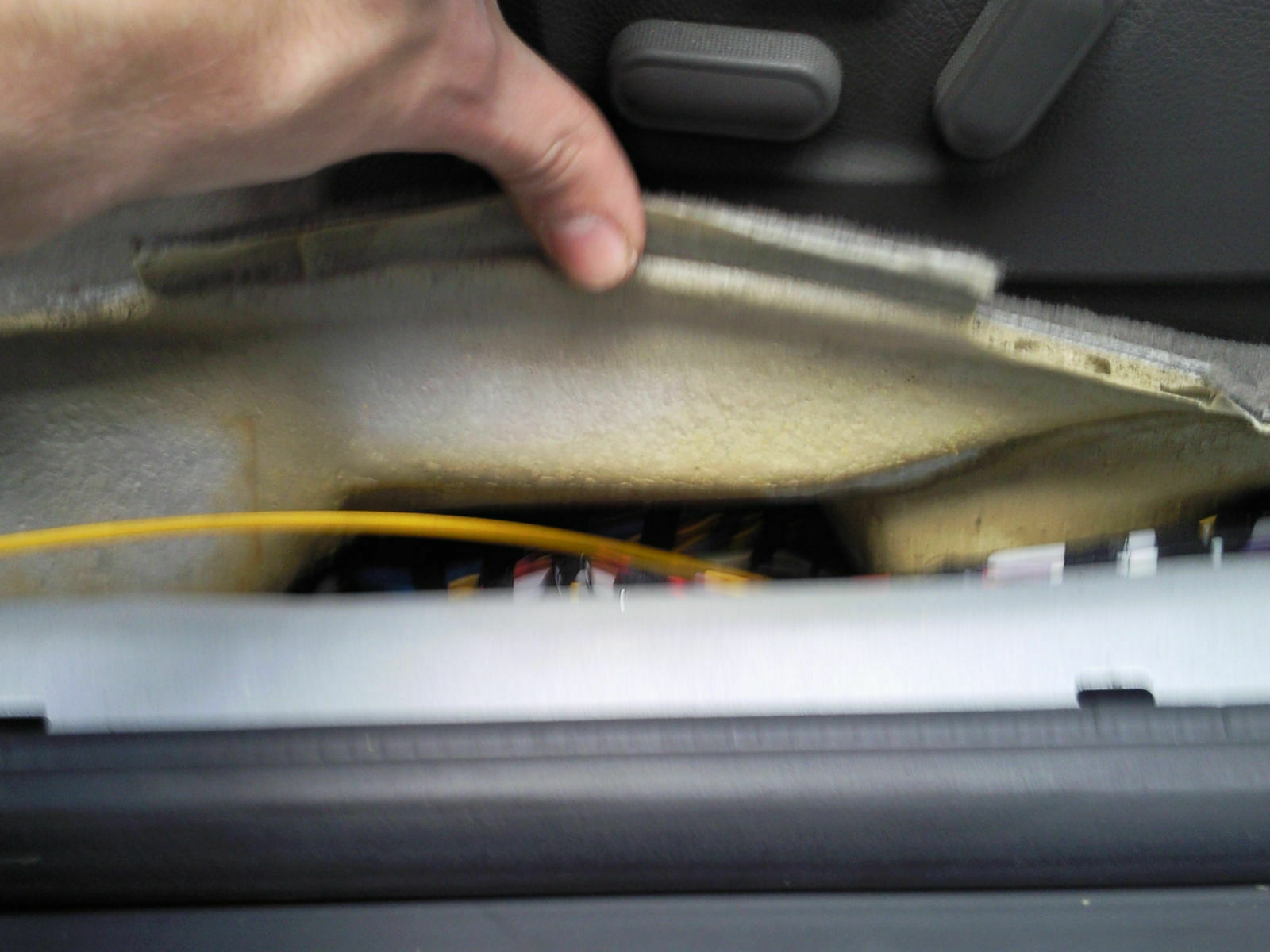 A6 Automatisiern z.B. coming leaving home / Solardach für Lüftung oder Ladung verwenden. S-Heizung.