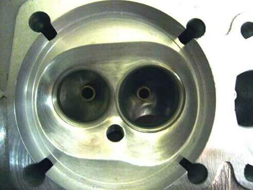 Brennraum-044er-kopf