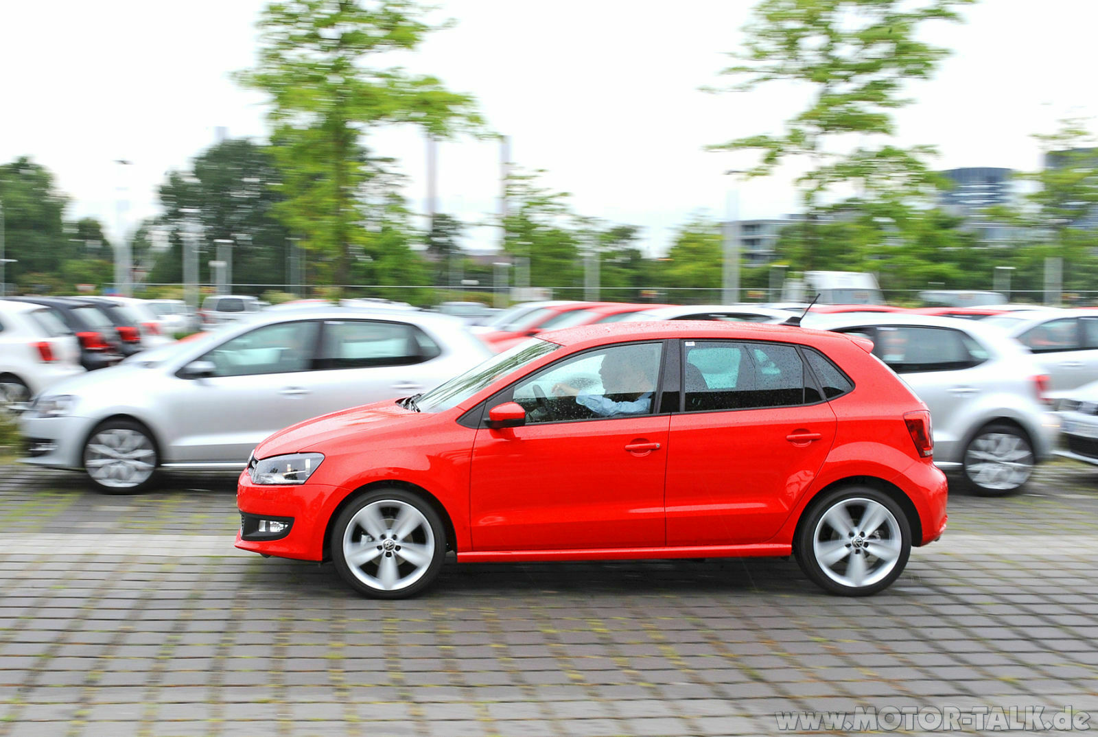 "Echte" Bilder/Fotos vom neuen Polo?