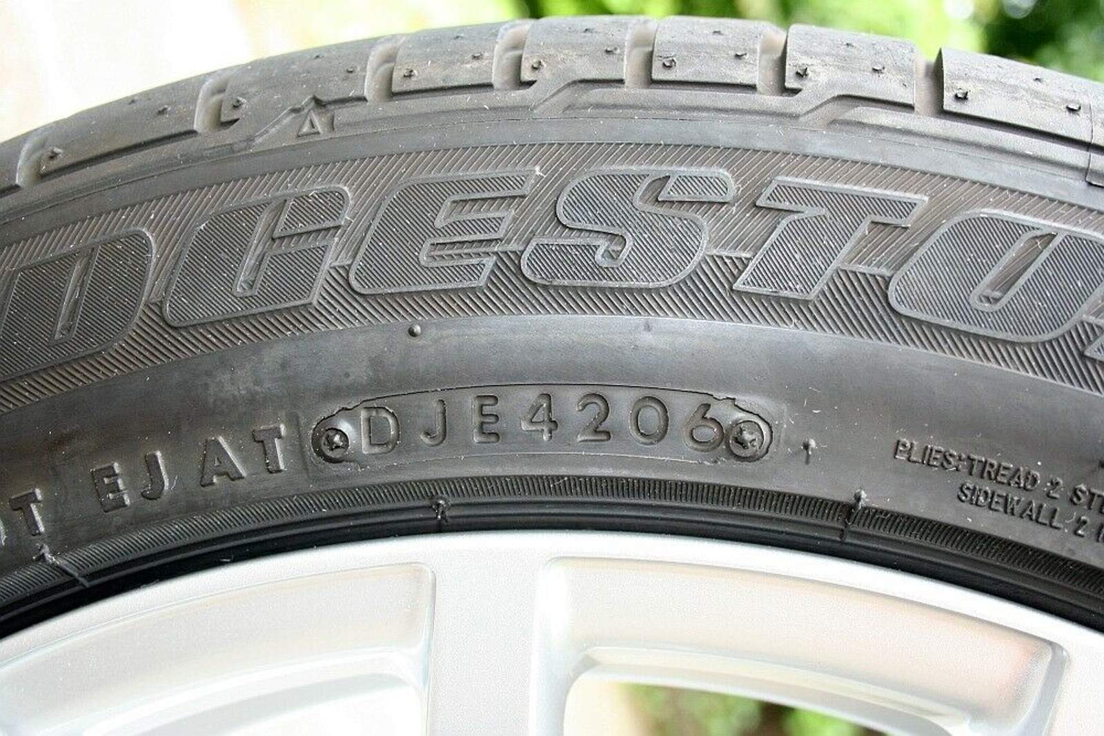 1 Satz Bridgestone RE050A Sommerreifen 245 45 R17 95Y : Biete Reifen ...