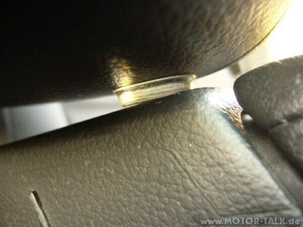 Problem Handbremshebel schlägt gegen MAL