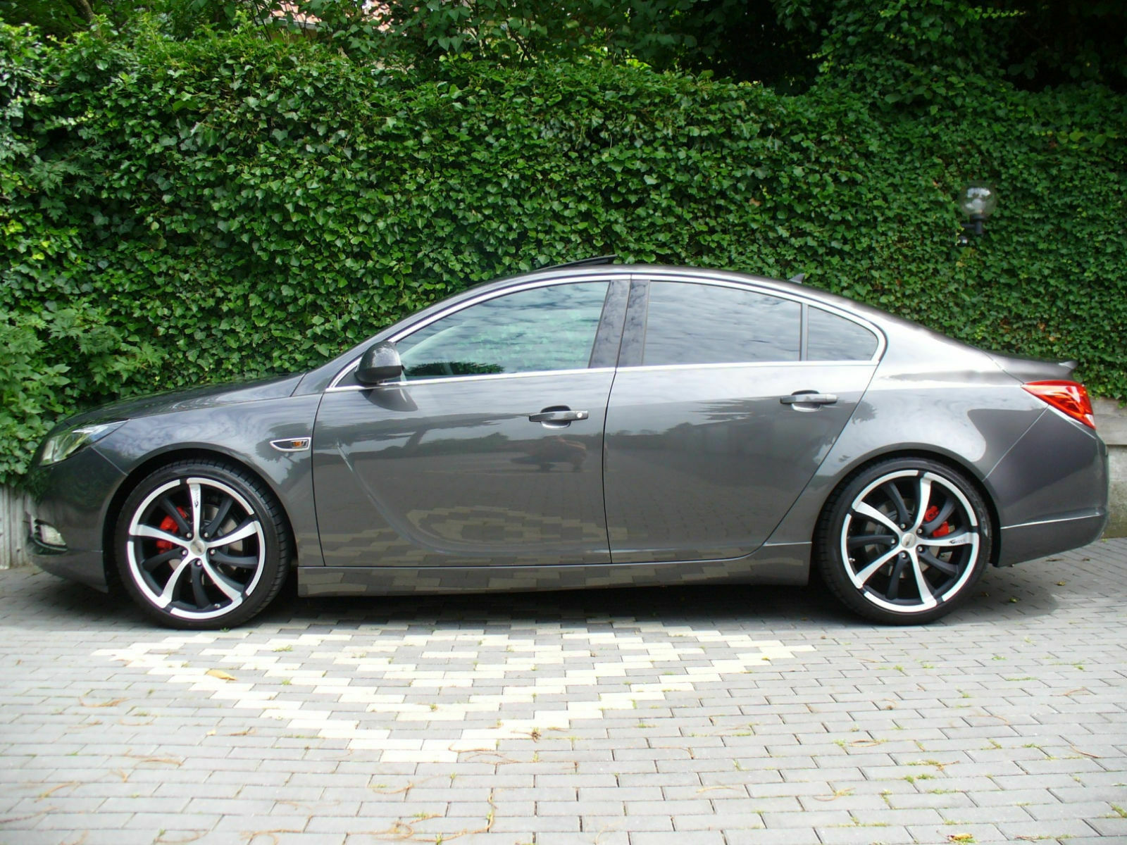 Optisch aufgewertete bzw. getunte Insignia