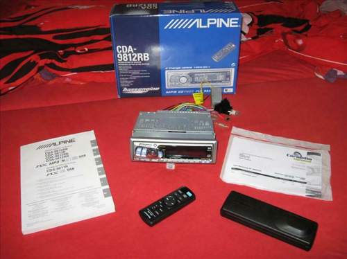 Alpine CDA-9812RB : Biete Car Audio
