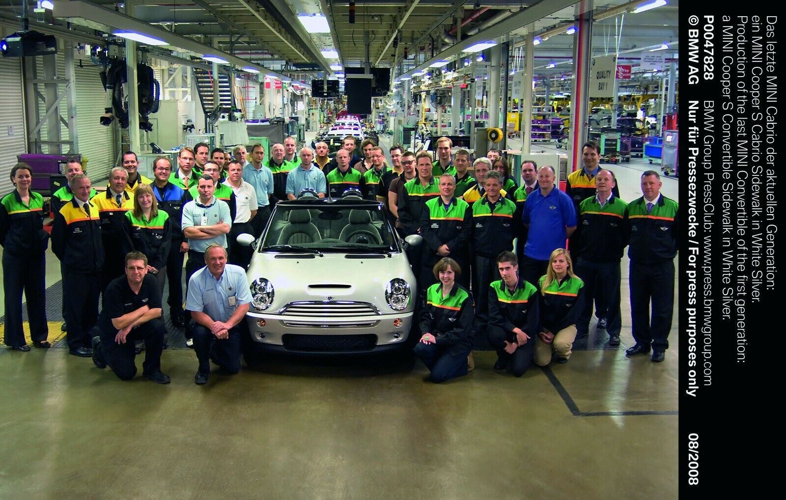 Schon jetzt ein Klassiker: Das letzte MINI Cabrio der aktuellen Generation läuft vom Band.