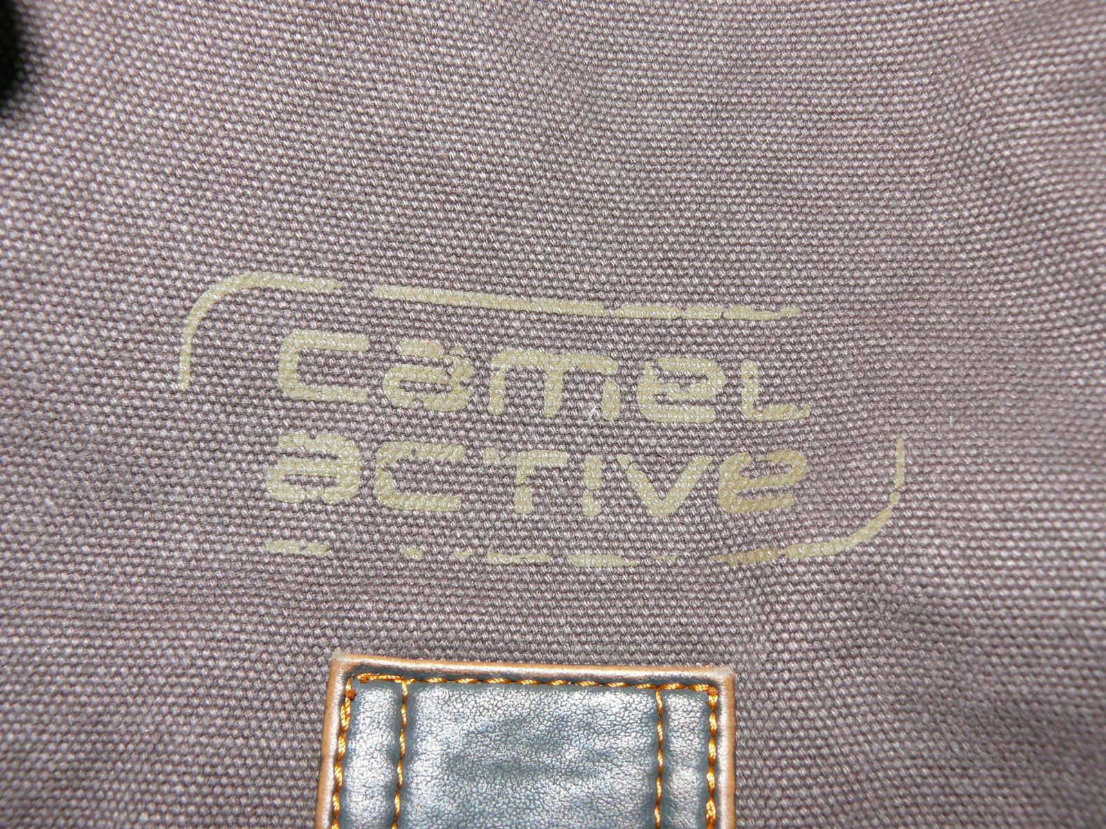 Brauch Mann eine Handtasche?